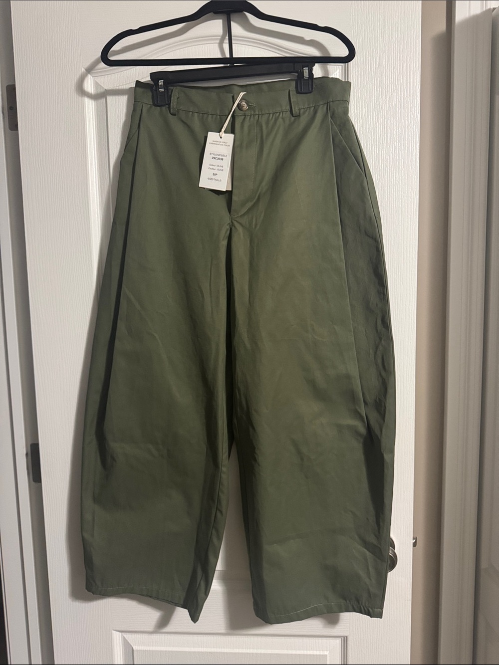 Women’s Wide-Leg Pants in Olive